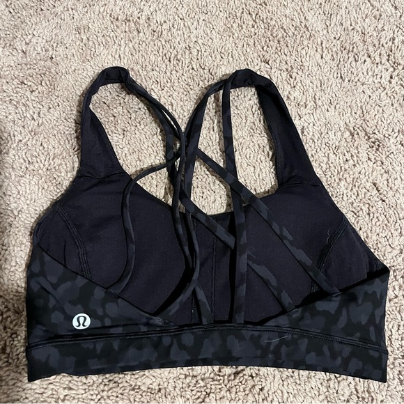 Lululemon Energy Bra in Black Leopard Print - Picture 2 of 2